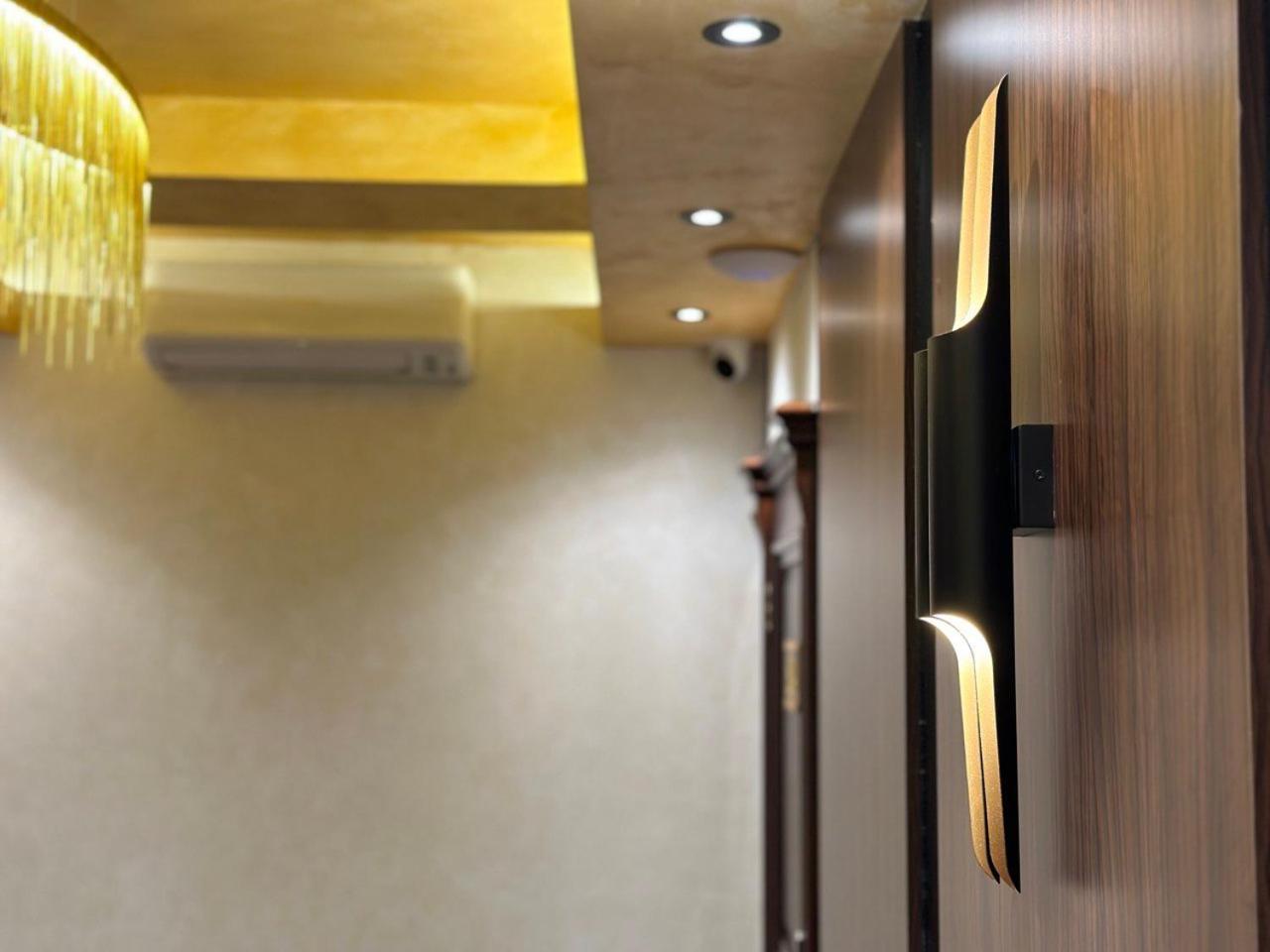 Arch Apart Hotel Erevan Esterno foto