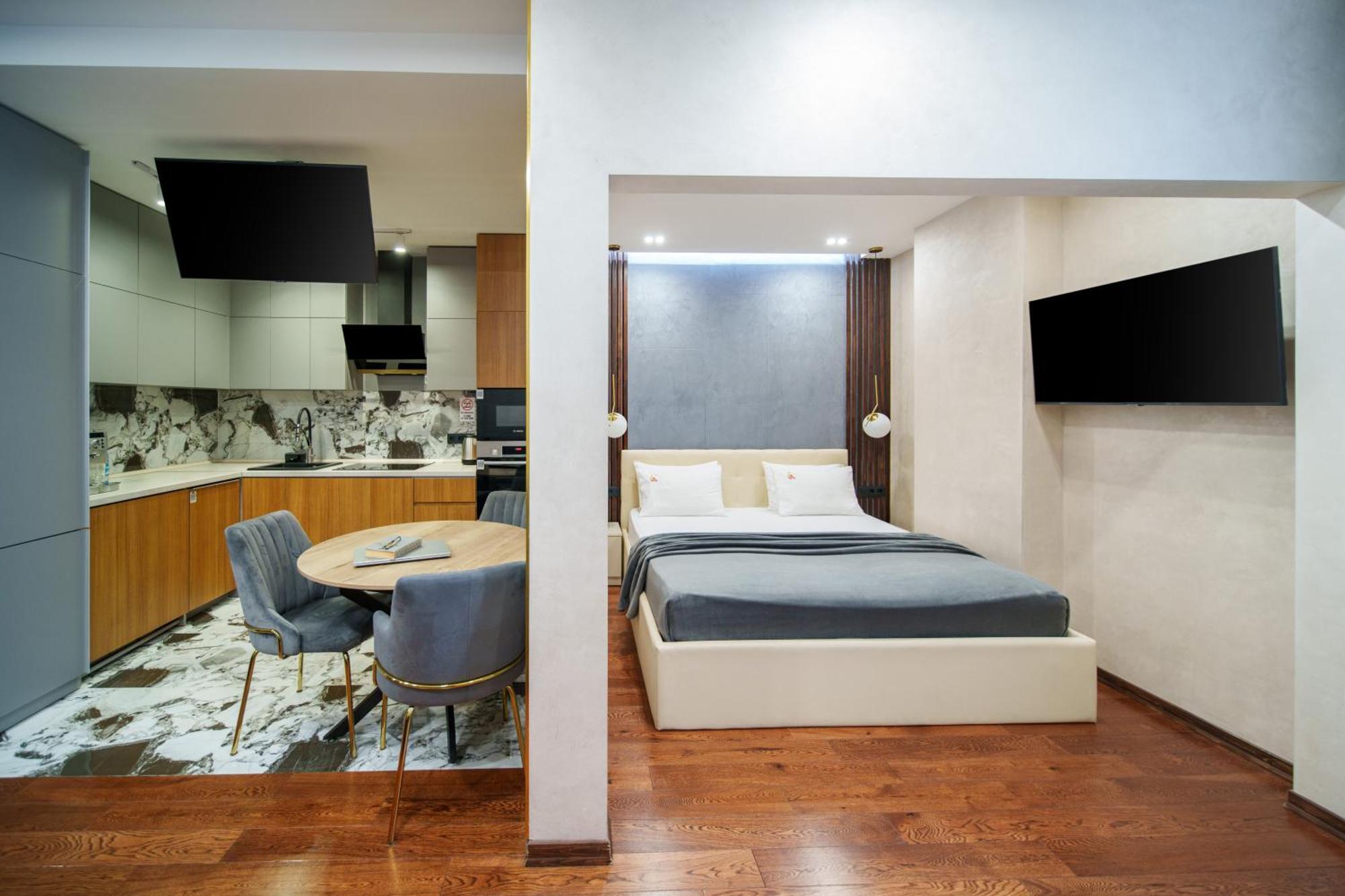 Arch Apart Hotel Erevan Esterno foto
